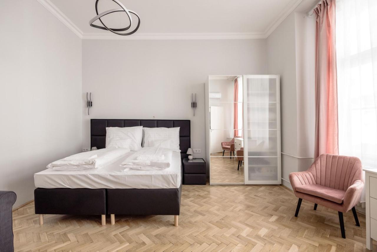 Prime Star Fashion Street Modern Luxury Apartments Budapest Eksteriør billede